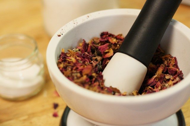 There is nothing quite like a warm bath with soothing herbs and salt in it. Why not add some herbal bath fizzy to take it to the next level. This bath soak is super fun and also makes a great gift! 